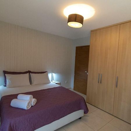 Spacious Fully Equipped 3Bd 2Bath Apt In The Heart Of City With Balconies Ac And Fast Wifi #2 Iraklio Exterior foto
